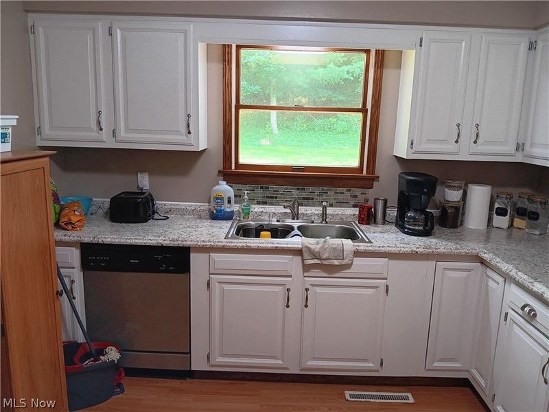 12670 Long Street, Byesville, OH 43723 Photo 4