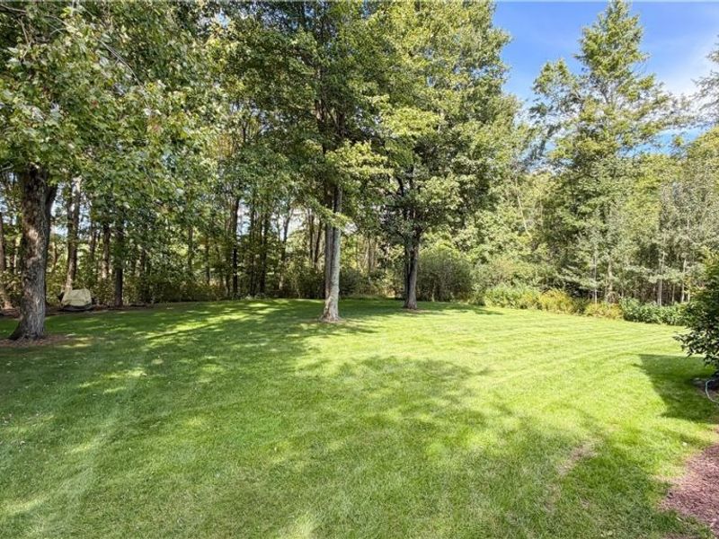 698 Deep Woods Drive, Aurora, OH 44202 Photo 36