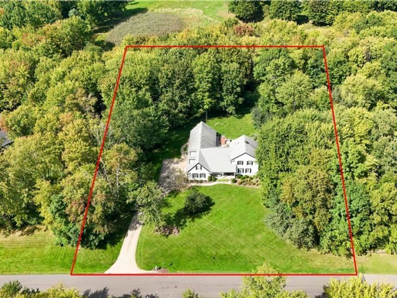 698 Deep Woods Drive, Aurora, OH 44202 Photo 39