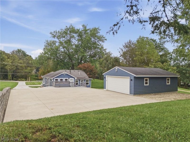 5104 Arlington Road, Green, OH 44720 Photo 4