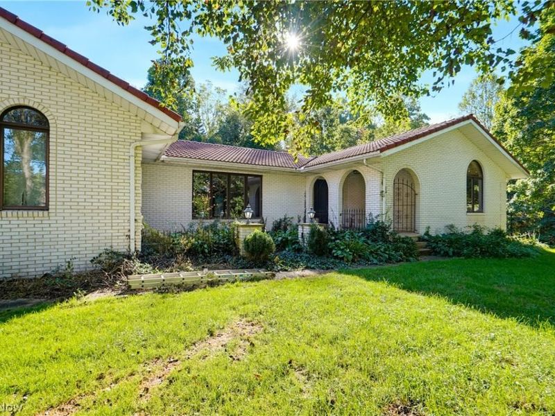 6979 Taylor Road, Clinton, OH 44216 Photo 2