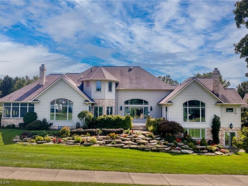 282 W Edinburgh Drive, Highland Heights, OH 44143 Photo 49