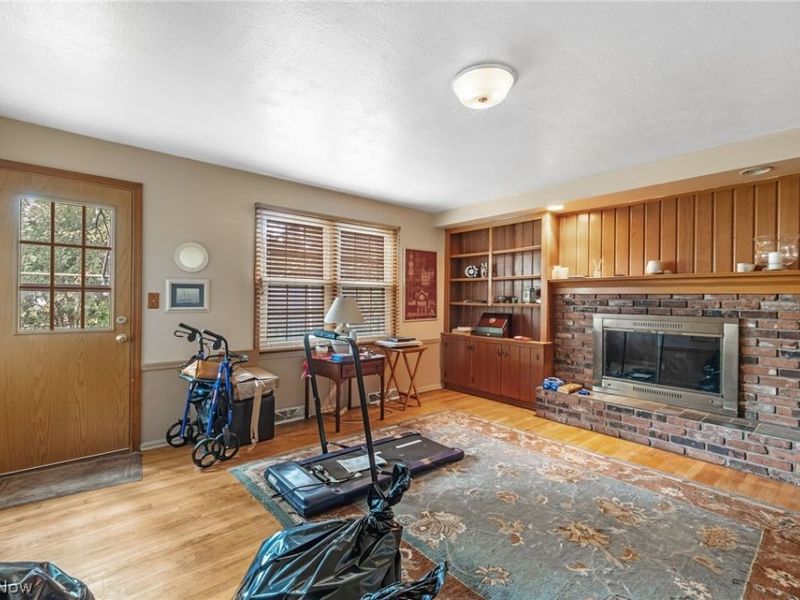 16002 Colletta Lane, Cleveland, OH 44111 Photo 15