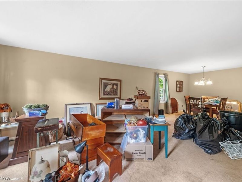 16002 Colletta Lane, Cleveland, OH 44111 Photo 3