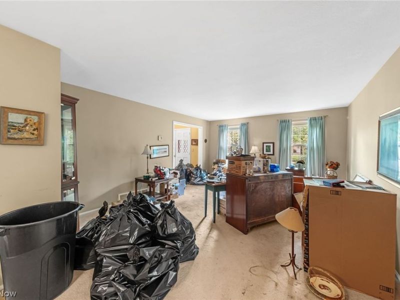 16002 Colletta Lane, Cleveland, OH 44111 Photo 5