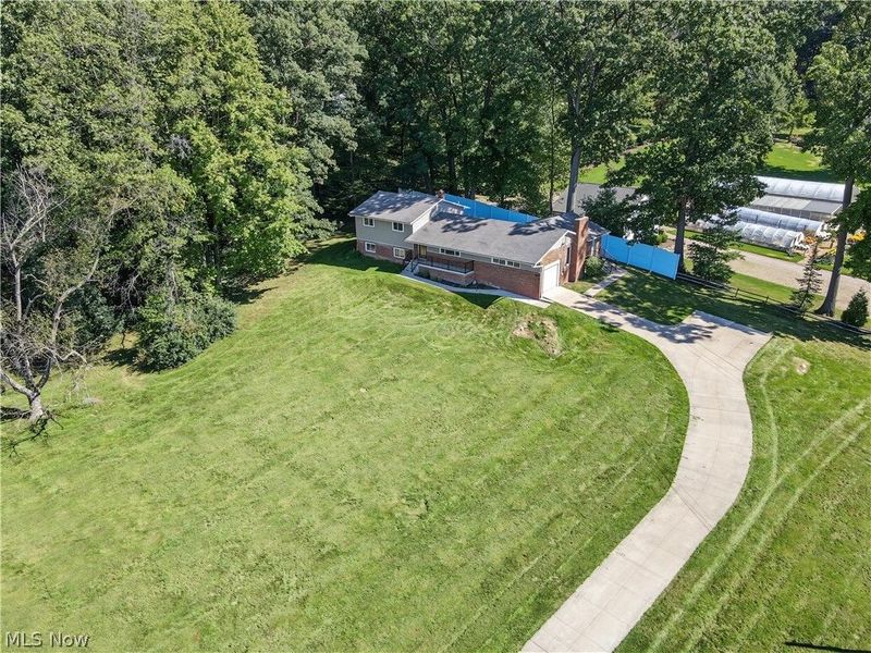 11121 Lafayette Drive NW, Canal Fulton, OH 44614 Photo 3
