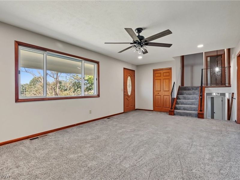 11121 Lafayette Drive NW, Canal Fulton, OH 44614 Photo 6