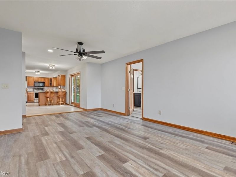 11121 Lafayette Drive NW, Canal Fulton, OH 44614 Photo 9