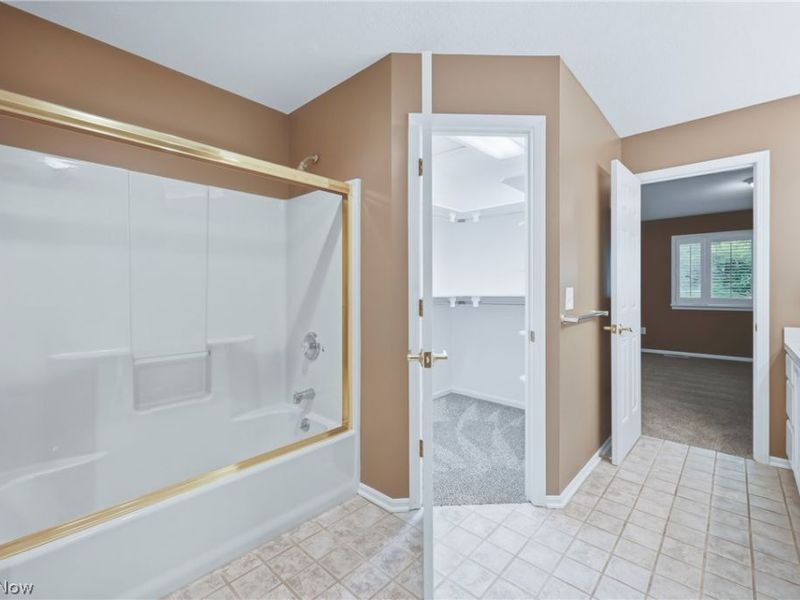 3721 Mercedes Place, Unit 10, Canfield, OH 44406 Photo 22