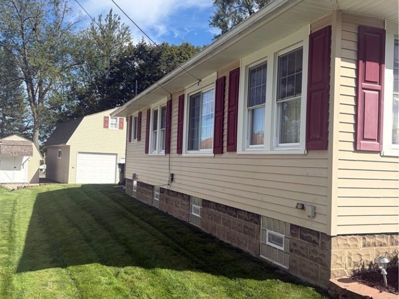 48 21st Street NW, Massillon, OH 44647 Photo 3
