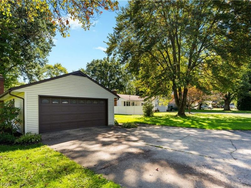 1566 Beechview Avenue , Alliance, OH 44601 Photo 30