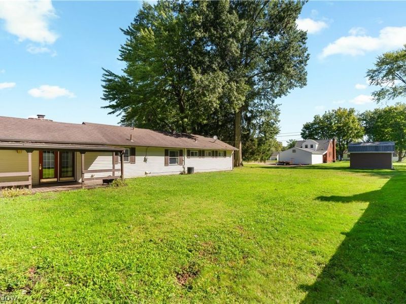 1566 Beechview Avenue , Alliance, OH 44601 Photo 32