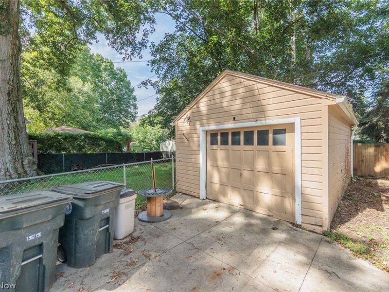 493 Malvern Road, Akron, OH 44303 Photo 34