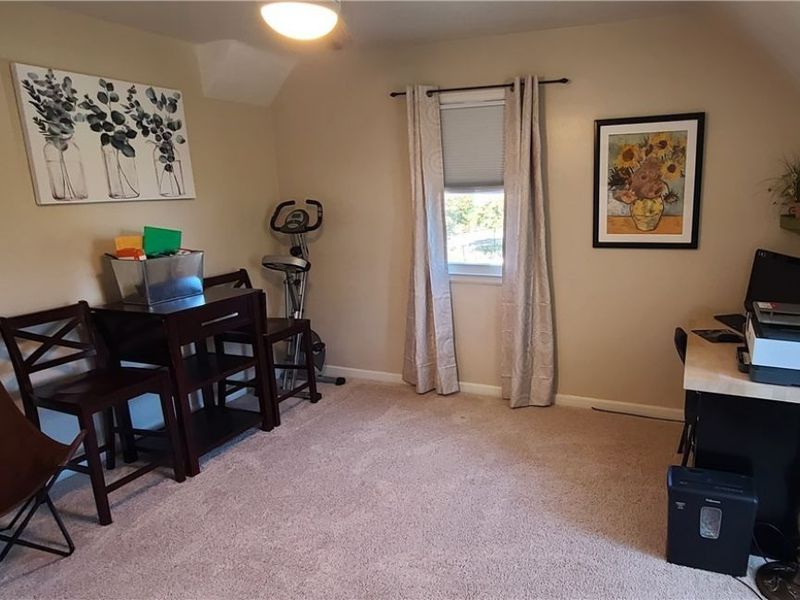 1402 Colerain Pike, Martins Ferry, OH 43935 Photo 23