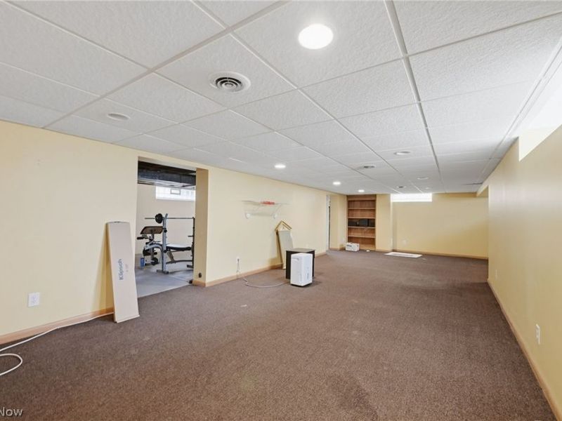 7930 Selwick Drive , Parma, OH 44129 Photo 28