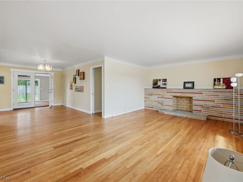 7930 Selwick Drive , Parma, OH 44129 Photo 4