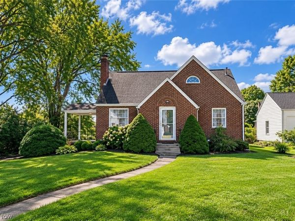 312 32nd Street NW, Canton, OH 44709
