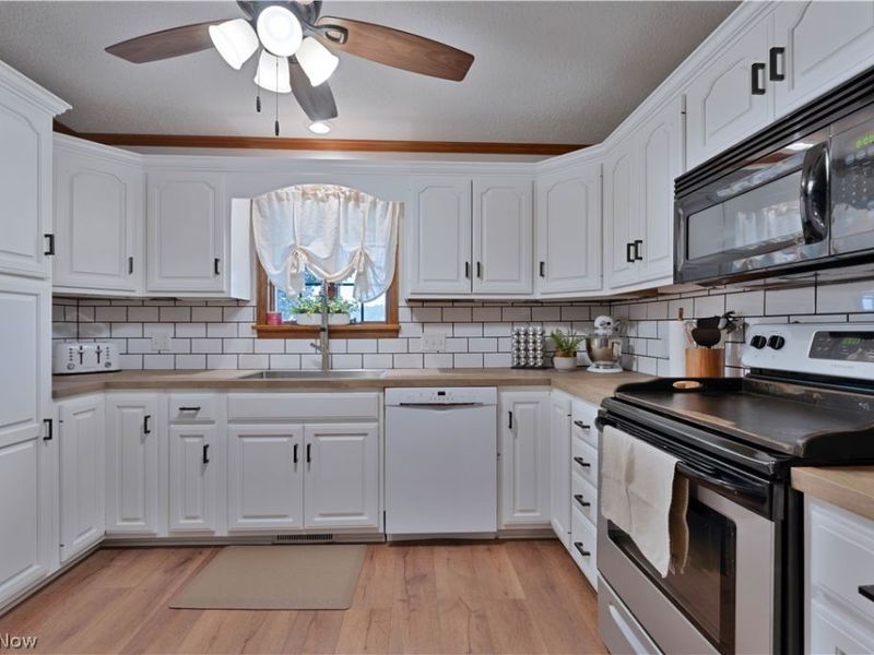 14700 Bandy Road , Alliance, OH 44601 Photo 14