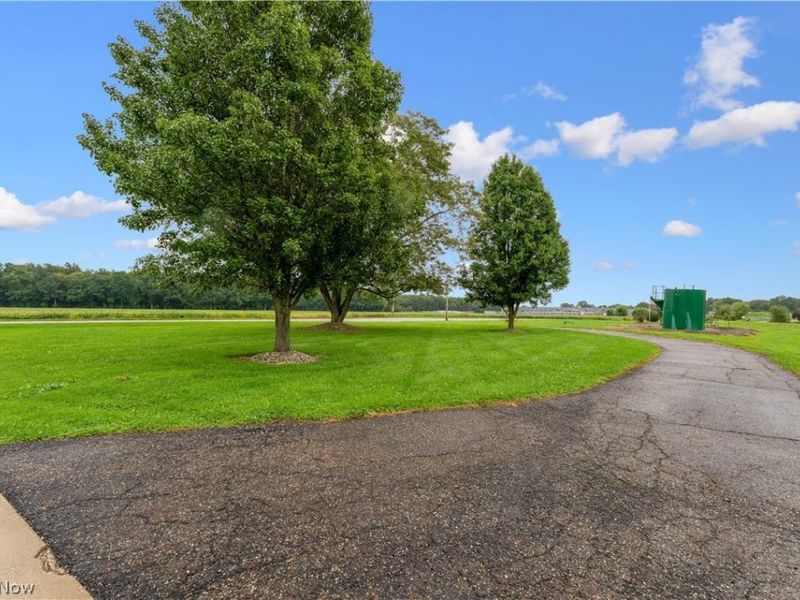 14700 Bandy Road , Alliance, OH 44601 Photo 48