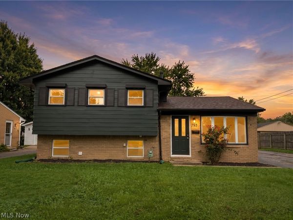 793 Georgetown Avenue , Elyria, OH 44035