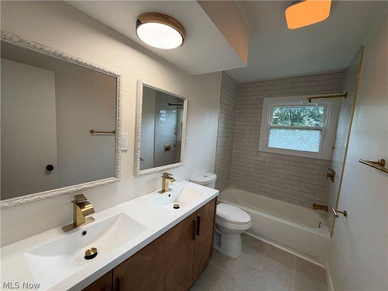 793 Georgetown Avenue, Elyria, OH 44035 Photo 12