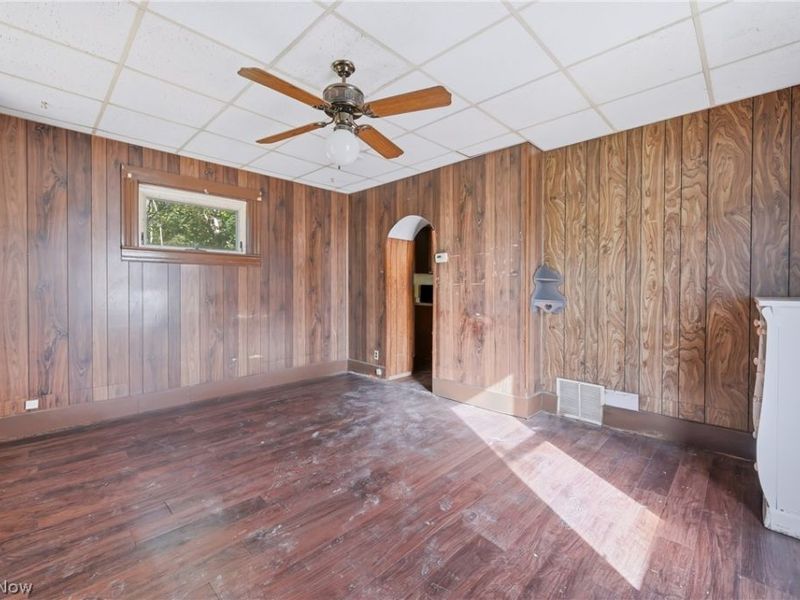 1568 Shehy Street, Youngstown, OH 44506 Photo 14