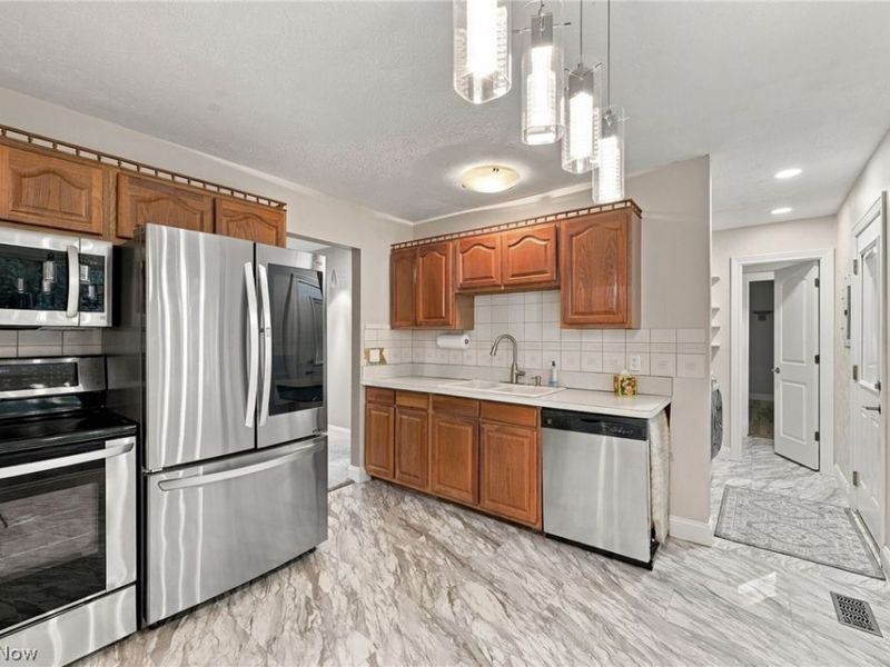 6512 Ambrose Drive, Mentor, OH 44060 Photo 18