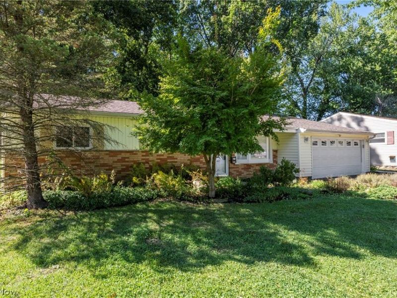 6512 Ambrose Drive, Mentor, OH 44060 Photo 2