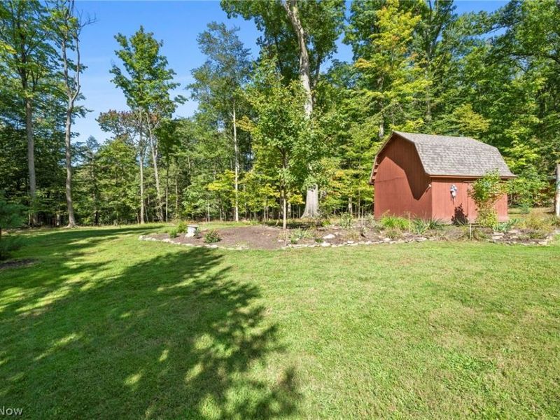 7361 Briar Hill Drive , Kirtland, OH 44094 Photo 35