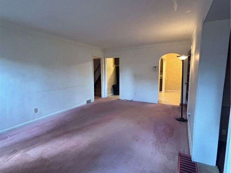 6862 York Road, Parma Heights, OH 44130 Photo 5