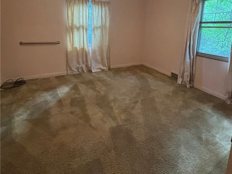 6862 York Road, Parma Heights, OH 44130 Photo 9