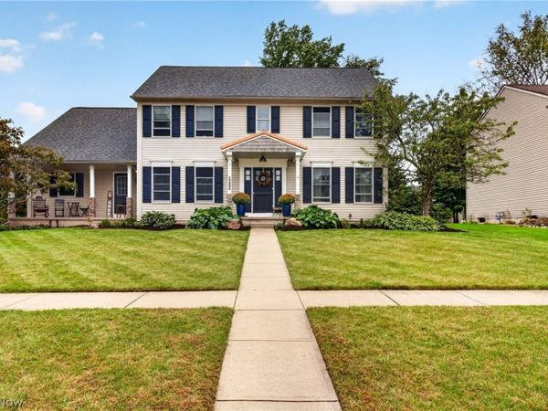 1008 Coopers Run , Amherst, OH 44001