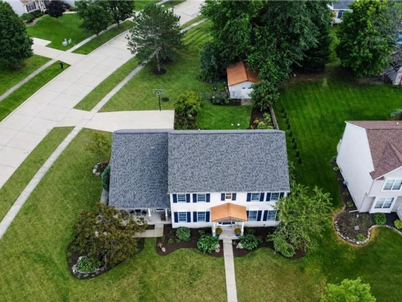 1008 Coopers Run, Amherst, OH 44001 Photo 10