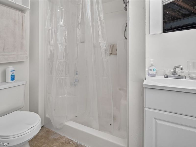 1008 Coopers Run, Amherst, OH 44001 Photo 47