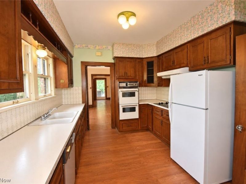 5883 Clearview Drive, Parma Heights, OH 44130 Photo 14