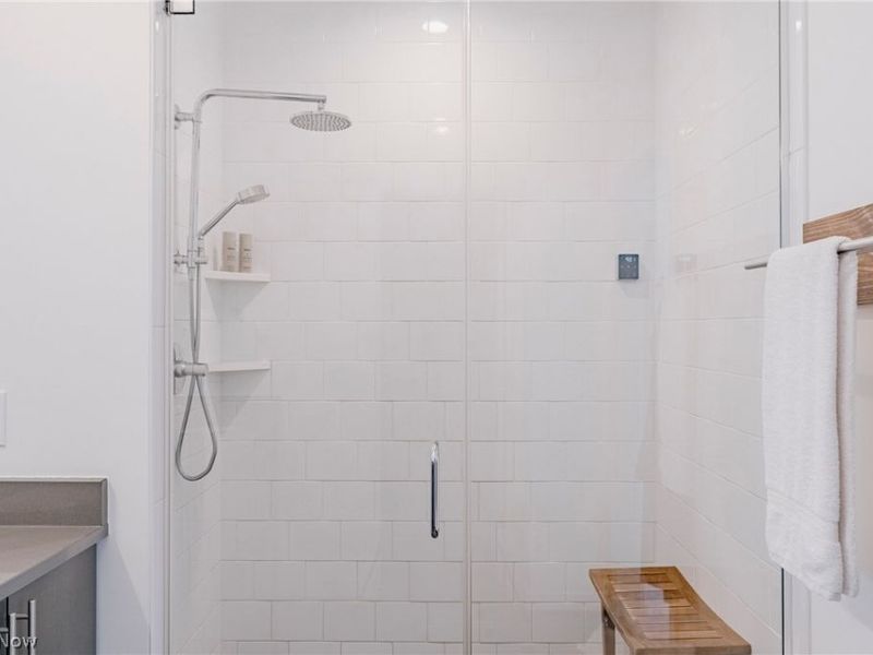 9515 Lake Avenue, Cleveland, OH 44102 Photo 22