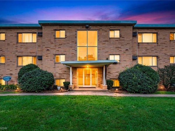 5200 Royalton Road , Unit C4, North Royalton, OH 44133