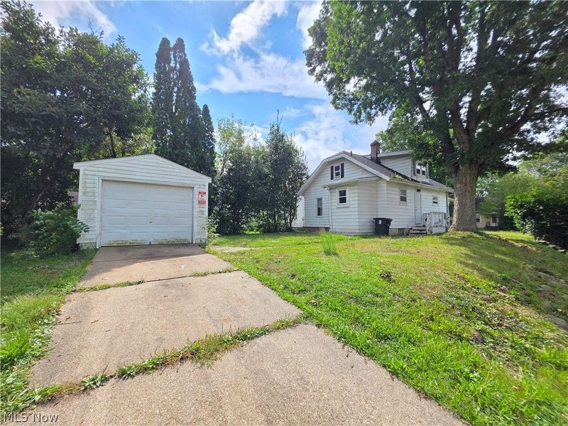 1339 Vane Avenue , Akron, OH 44310 Photo 4