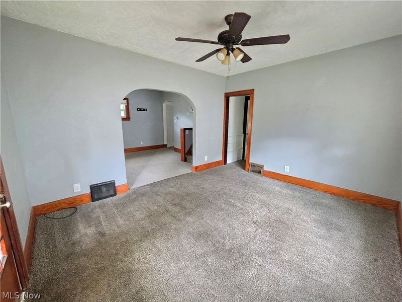 1339 Vane Avenue , Akron, OH 44310 Photo 5