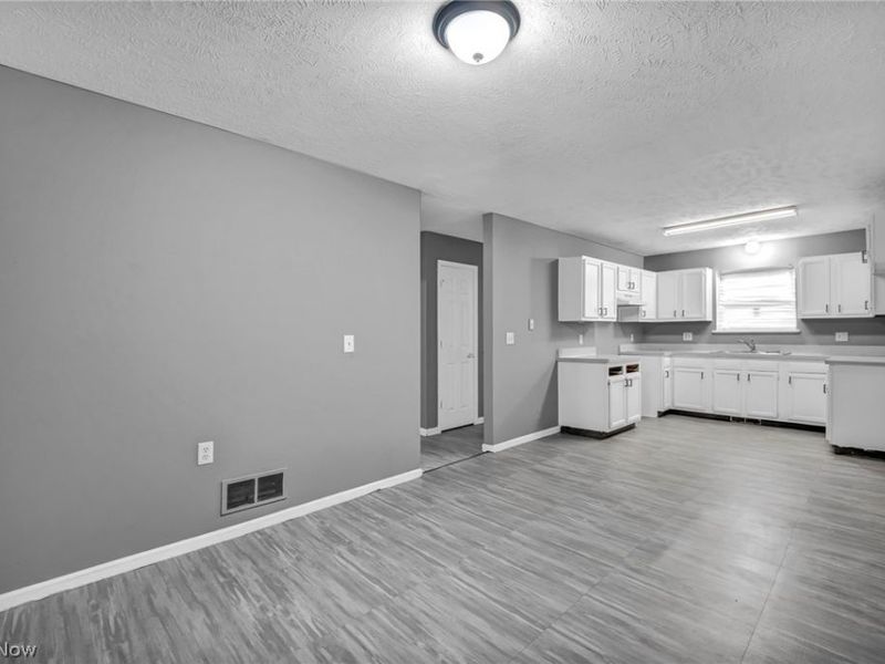 645 Eddy Road, Cleveland, OH 44108 Photo 11