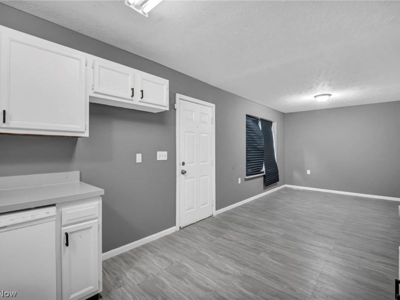 645 Eddy Road, Cleveland, OH 44108 Photo 13