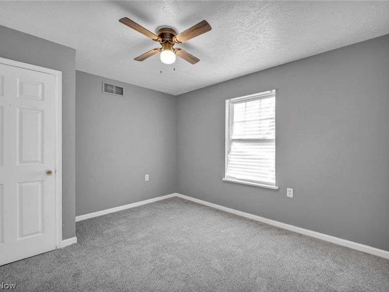 645 Eddy Road, Cleveland, OH 44108 Photo 19