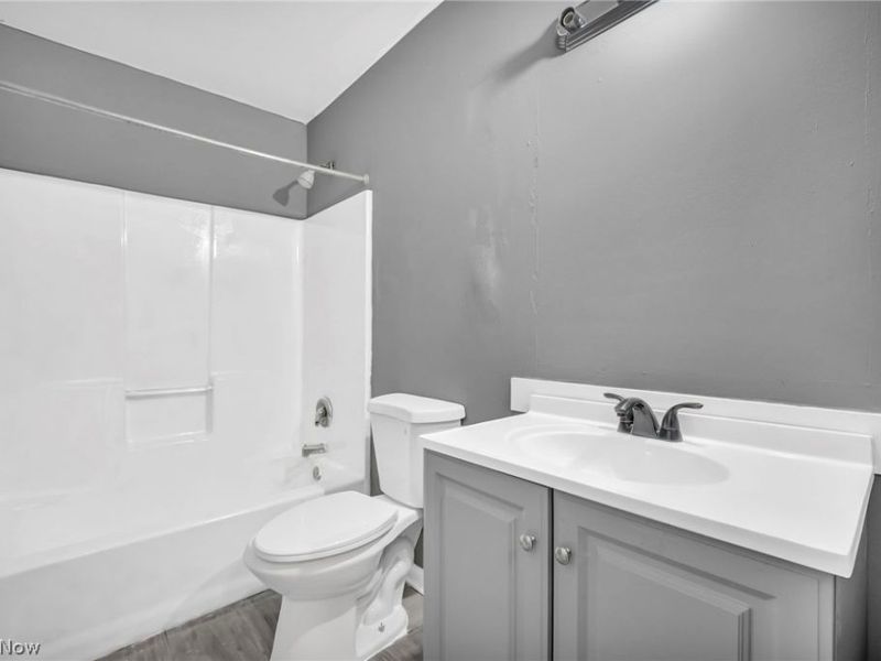 645 Eddy Road, Cleveland, OH 44108 Photo 34