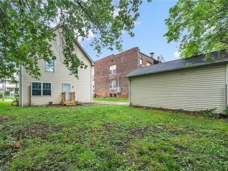 645 Eddy Road, Cleveland, OH 44108 Photo 43