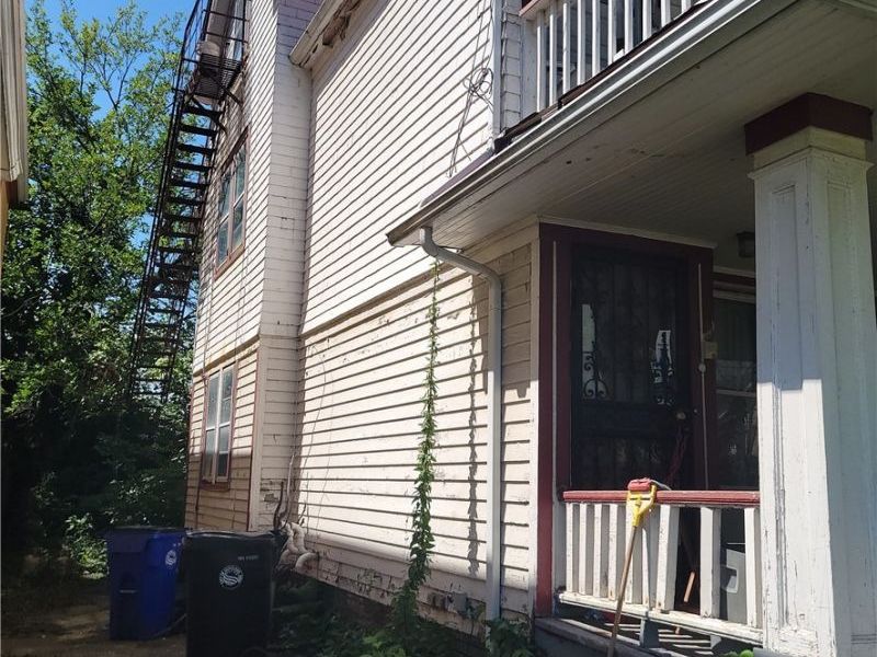 13416 Ashburton Avenue, Cleveland, OH 44110 Photo 2