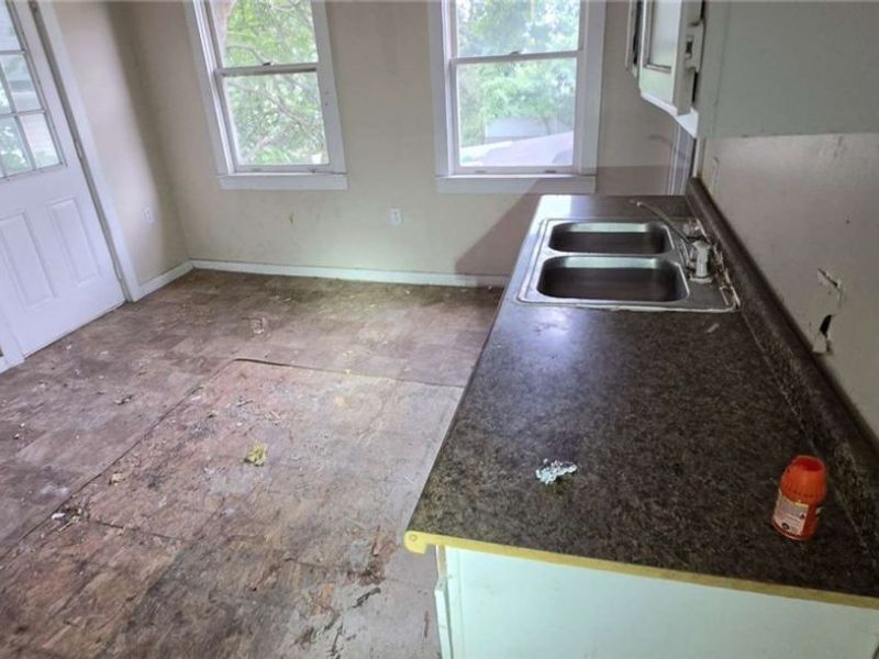 3248 W 90th Street, Cleveland, OH 44102 Photo 9