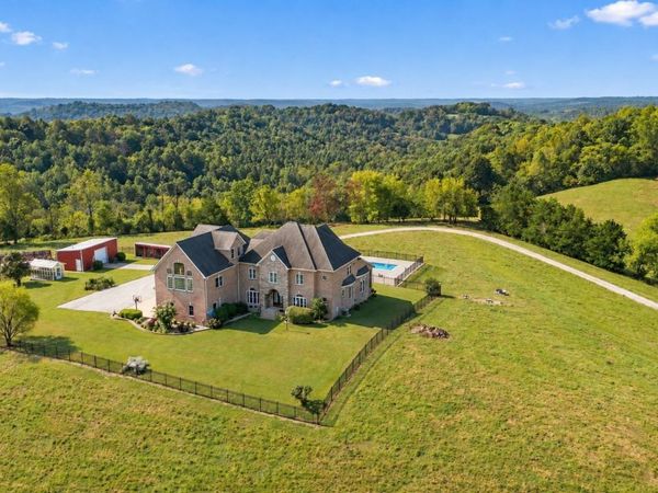 1500 Mitchell Rd , Pulaski, TN 38478