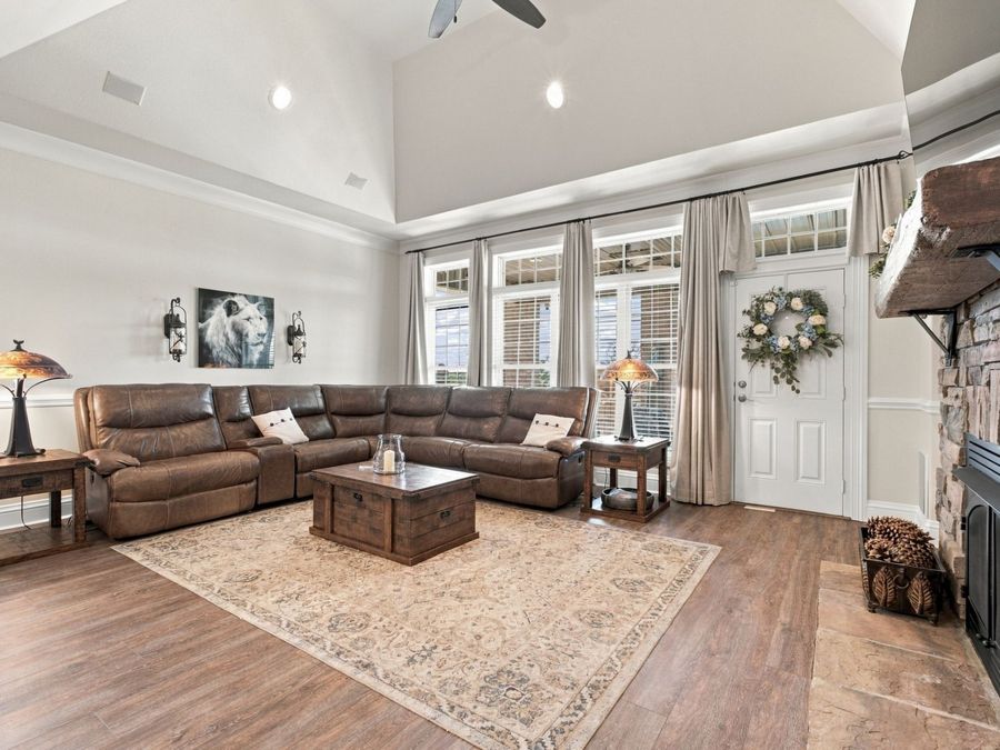 Property Image 37