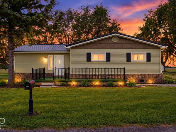 5637 N County Road 900 East , Losantville, IN 47354