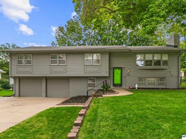 3425 S 114th Avenue, Omaha, NE 68144